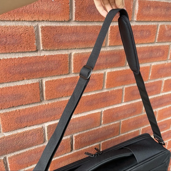 Delsey Black Laptop Office Messenger Bag with Pockets - Picture 13 of 16